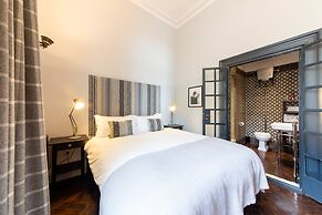 Linton Collection - 28 North Bridge