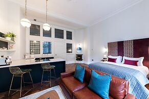 Linton Collection - 28 North Bridge