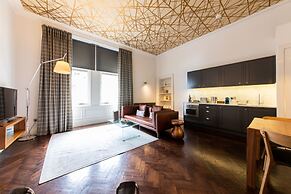 Linton Collection - 28 North Bridge