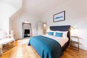 Linton Collection - 28 North Bridge