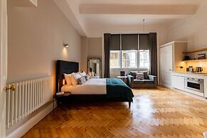 Linton Collection - 28 North Bridge