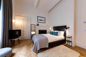 Linton Collection - 28 North Bridge