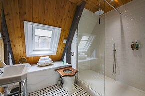 Linton Collection - 28 North Bridge