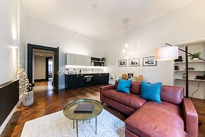 Linton Collection - 28 North Bridge