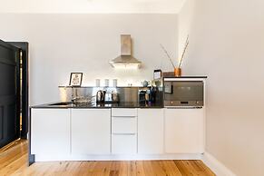 Linton Collection - 28 North Bridge