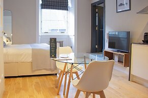 Linton Collection - 28 North Bridge