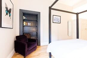 Linton Collection - 28 North Bridge