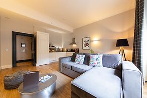 Linton Collection - 28 North Bridge