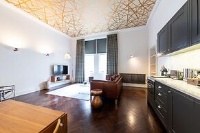 Linton Collection - 28 North Bridge