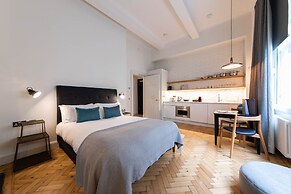 Linton Collection - 28 North Bridge