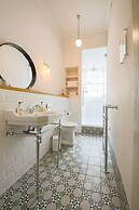 Linton Collection - 28 North Bridge