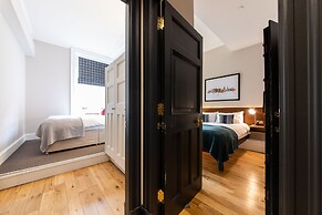 Linton Collection - 28 North Bridge