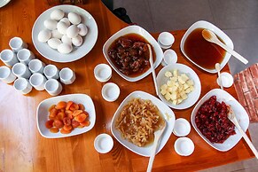 Dedeminn Garden Hotel