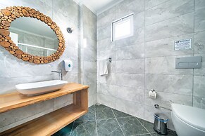 Dedeminn Garden Hotel