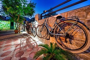 Dedeminn Garden Hotel