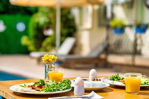 Dedeminn Garden Hotel