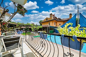 Dedeminn Garden Hotel