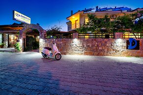 Dedeminn Garden Hotel