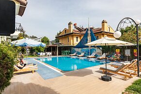 Dedeminn Garden Hotel