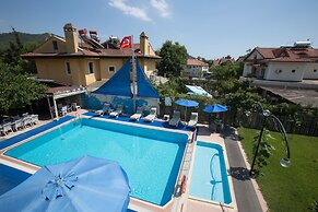 Dedeminn Garden Hotel