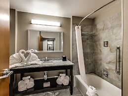 Radisson Hotel Edmonton Airport