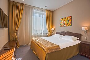 SkyEXPO Hotel