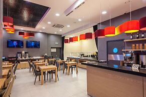 SkyEXPO Hotel