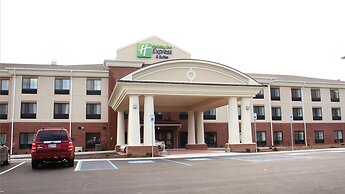 Holiday Inn Express & Suites Cumberland - La Vale by IHG