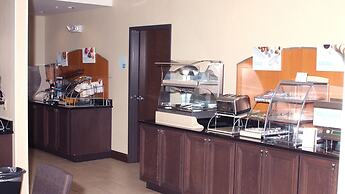 Holiday Inn Express & Suites Cumberland - La Vale by IHG