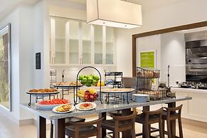 Hilton Garden Inn Boston Logan Airport