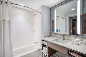 Hilton Garden Inn Boston Logan Airport