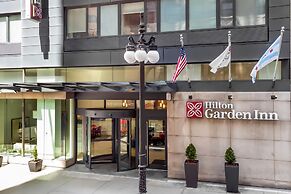 Hilton Garden Inn Chicago Downtown Riverwalk