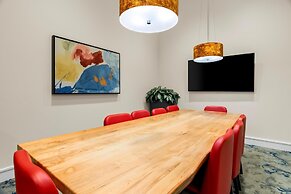 Hilton Garden Inn Chicago Downtown Riverwalk