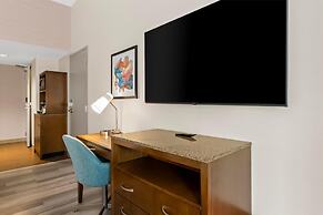 Hilton Garden Inn Chicago Downtown Riverwalk