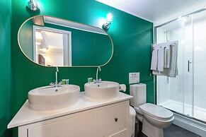 Hotel Shepherds Bush London