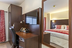 Hotel Shepherds Bush London