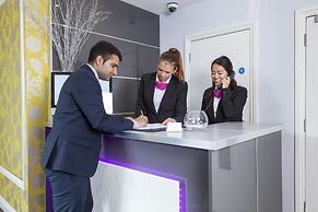 Hotel Shepherds Bush London