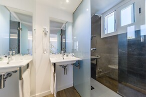 Welikehotel Triton Beach