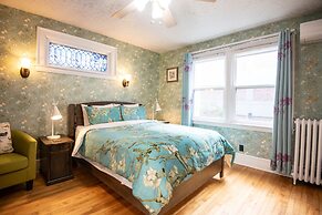 Prince Street Suites