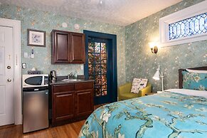 Prince Street Suites