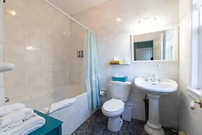 Prince Street Suites