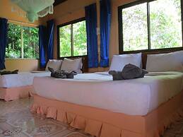 Khao Sok Island Resort and Spa