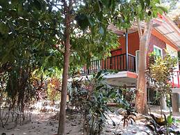 Khao Sok Island Resort and Spa