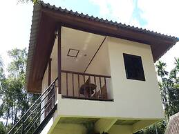 Khao Sok Jungle Huts