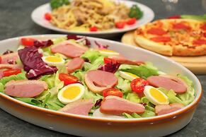 Hotel&Resort Yamanouchi Hills