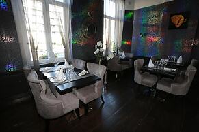Hotel La Reine