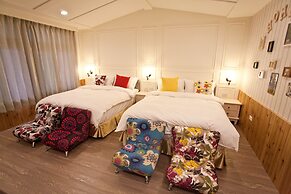Li Wu Zuo Can B&B