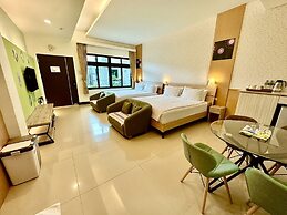 Li Wu Zuo Can B&B