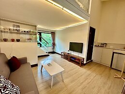 Li Wu Zuo Can B&B