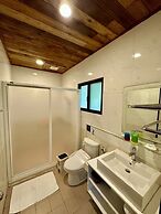 Li Wu Zuo Can B&B